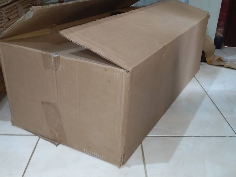 Boxes for packing and shifting 0