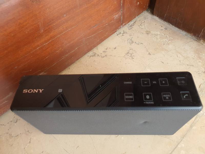 Sony SRSX5 Portable NFC Bluetooth Wireless speaker Speakerphone 0