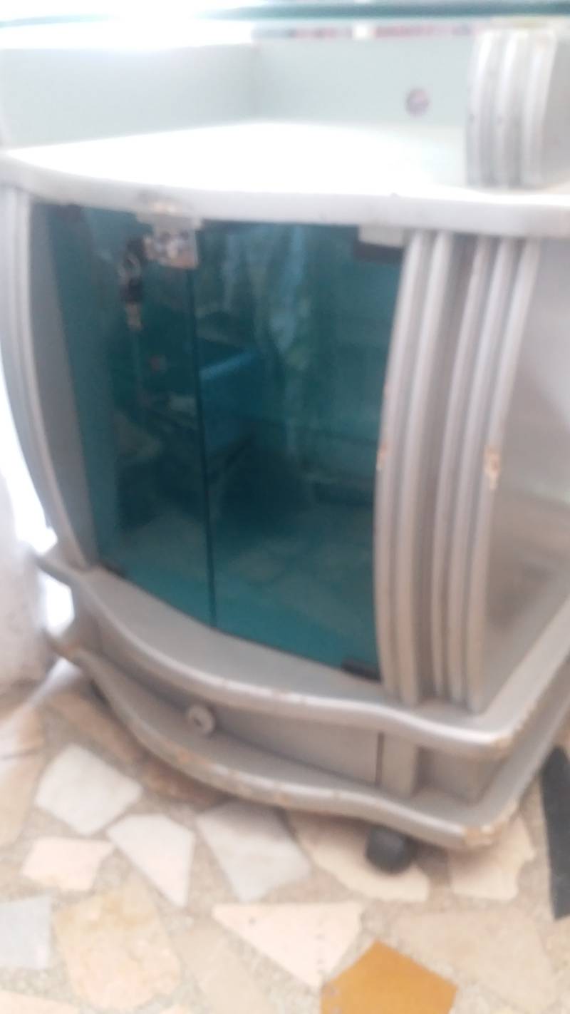TV Trolley 0