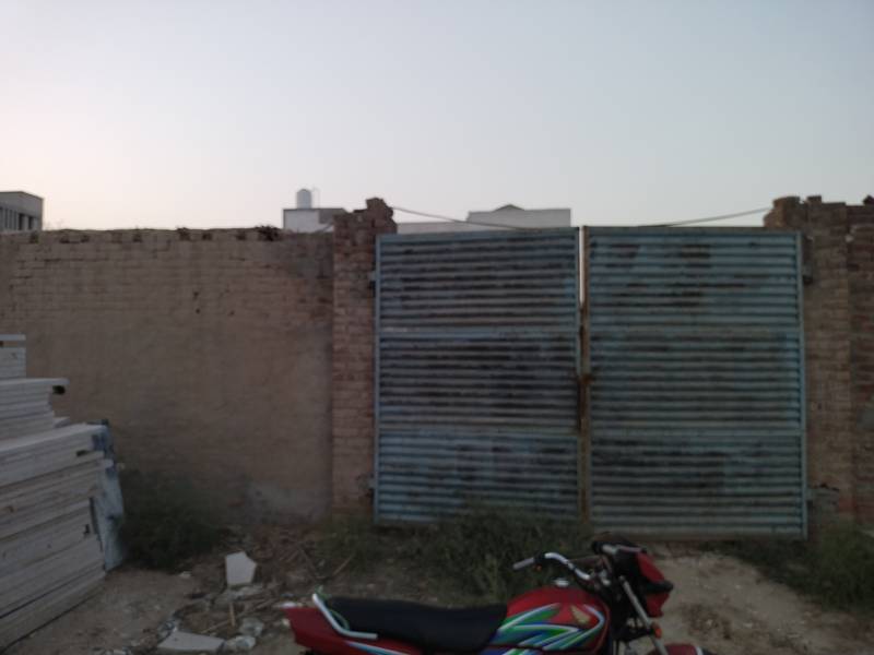 دس مرے جگہ ڈیری بنانے اور جانور وغیرہ رکھنے کے لیے خالی ہے 4