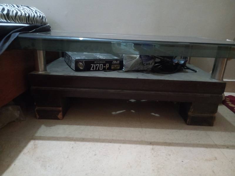 Sofa center table in good condition urgent sale 1