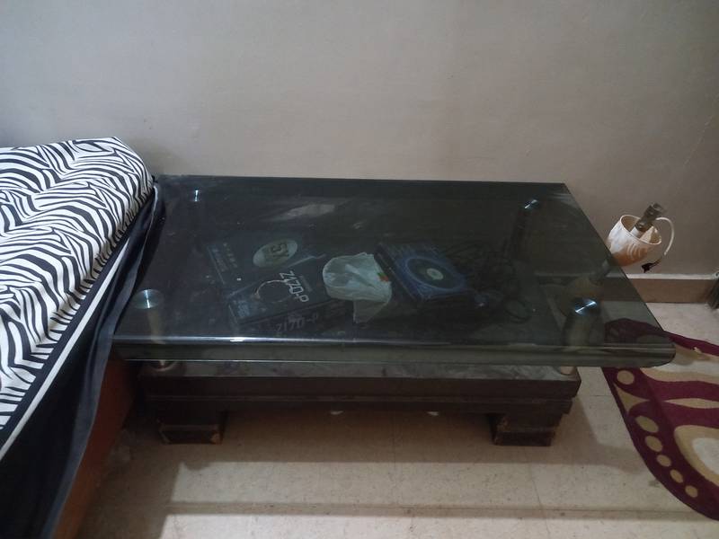 Sofa center table in good condition urgent sale 3