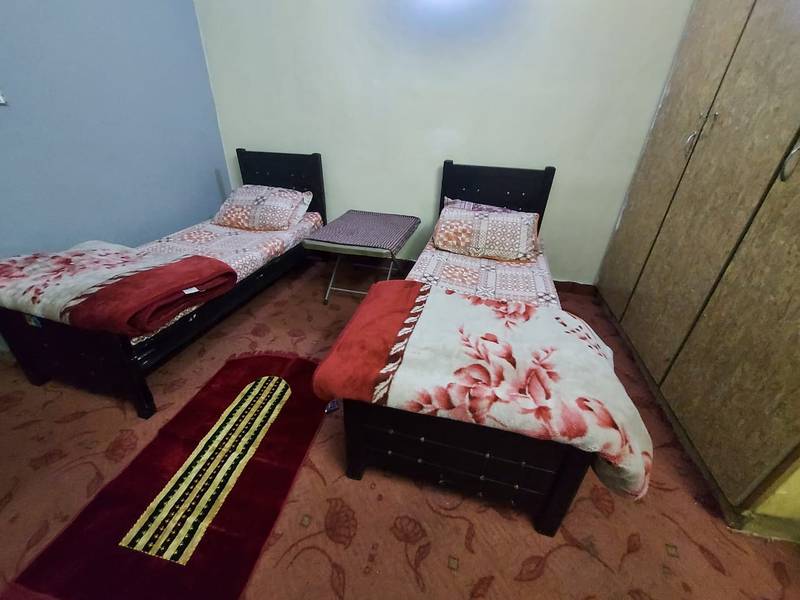 Boys Hostel economical rates  near Johar Town Faisal sharing per seat 2