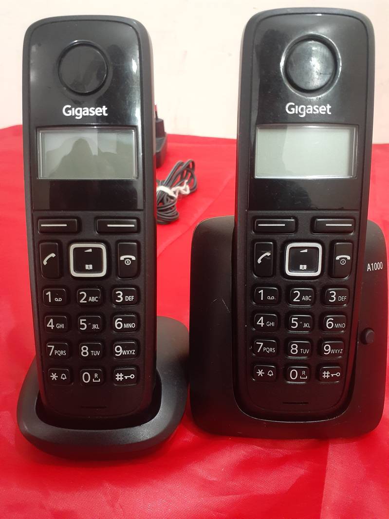 cordless phone with wireless intercom by German 3