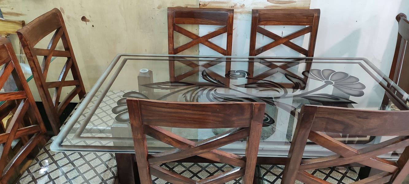 6 CHAIR DINING TABLE SHISHAM WOODEN (NEW) NOT USE. 5