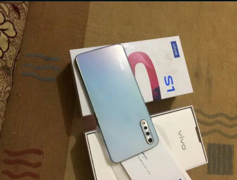 VIVO _S1 4/128 peshawar 0