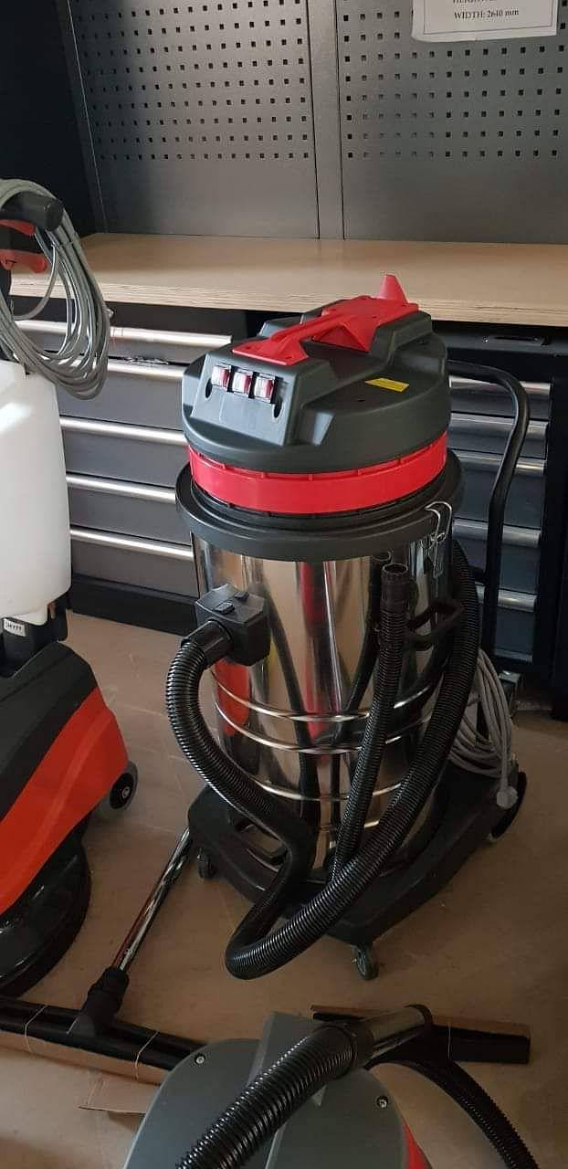 Vaccum Machines Wet and Dry Commercial Vaccum Machines 4