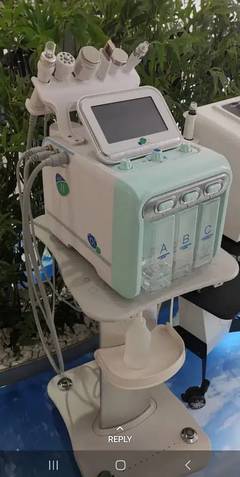 Hydra Facial Machine Available 8 in 1 Unit Gullberg. . ,,