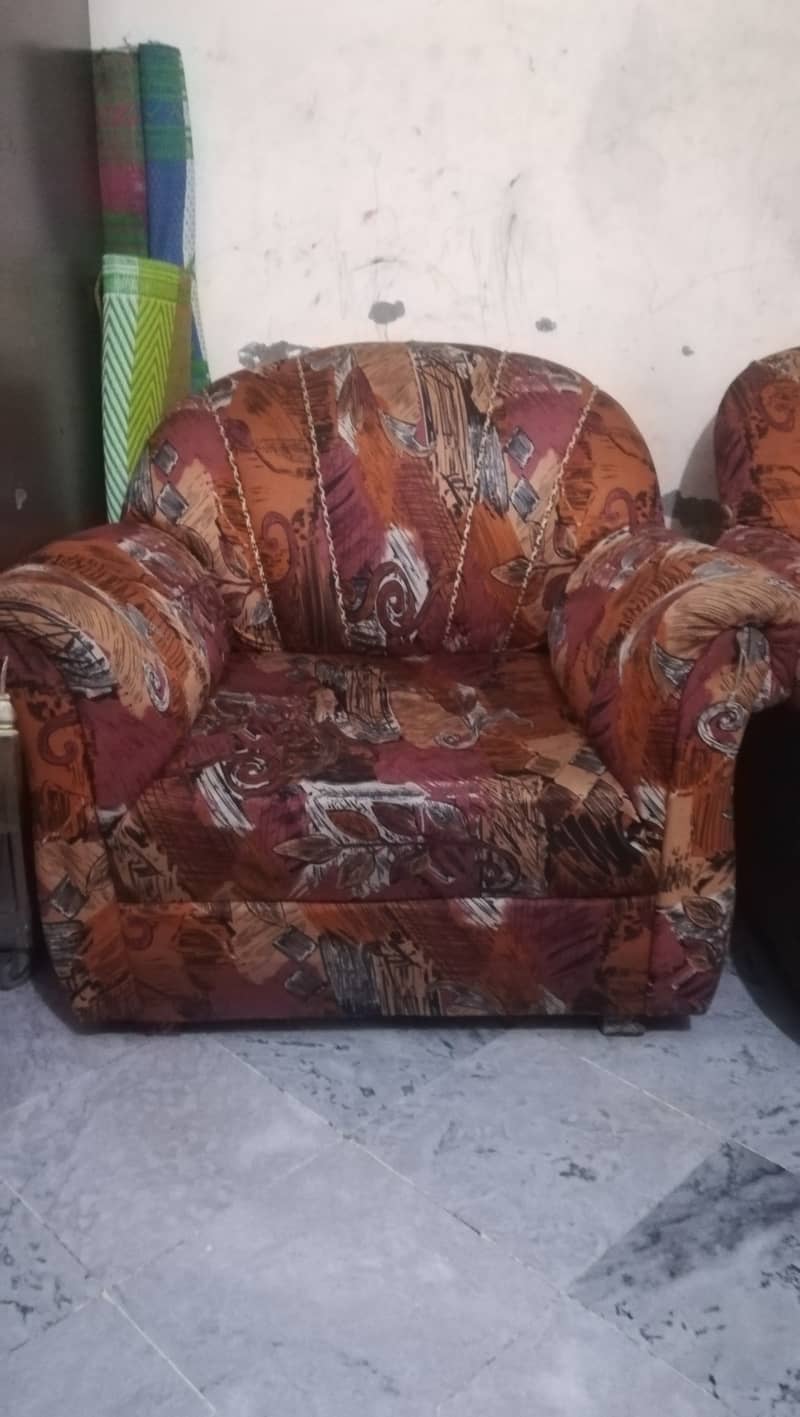 sofa 5 seater 1+1+3 orignal aur ache condition 0