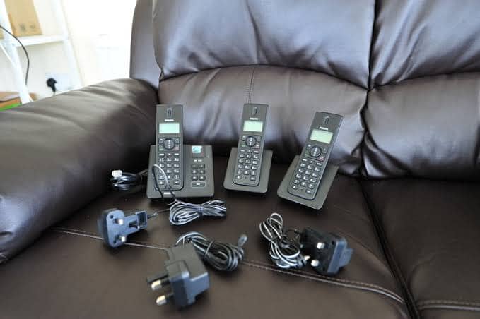 Trio Cordless phone with Wireless Intercom  by philips 2