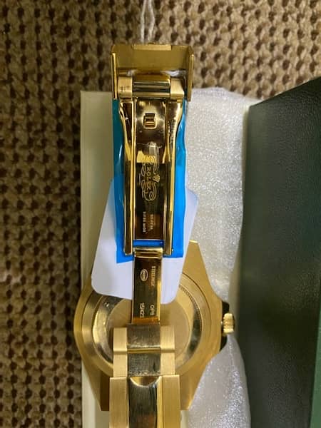 Rolex submeriner Automatic come from Dubai urjent sale 8