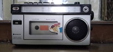 SANYO 3 Band Radio Cassette made in Japan 0