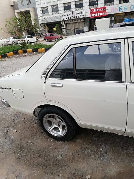 Datsun 120y inner genuian outer showerd . best candation 3