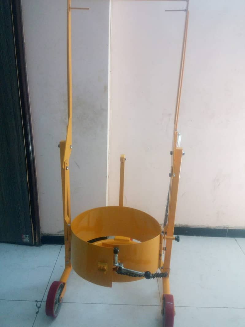 Drum lifter, drum loader trolley Pakistan, drum loading off loading 9