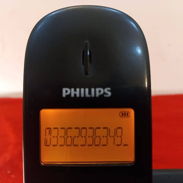 Philips Cordless with awnsering machine 2