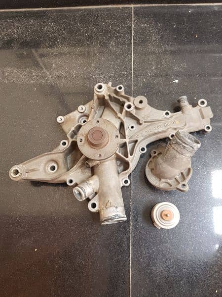 Mercedes W203 V6 Water pump 0