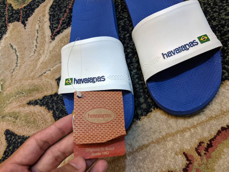 Havaianas white & blue Brasil slides. 2