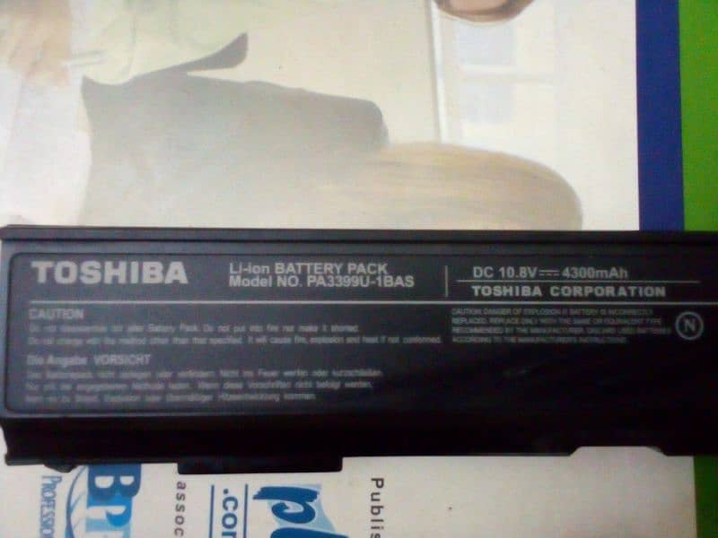 Toshiba Original battery pack PA3399U-1BAS (Satellite, Tecra, Dynabook 1