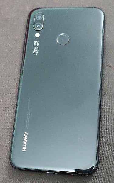 Huawei P20 Lite 4/64 0