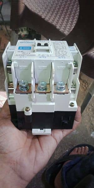 All types and all ampers contactor r available 13
