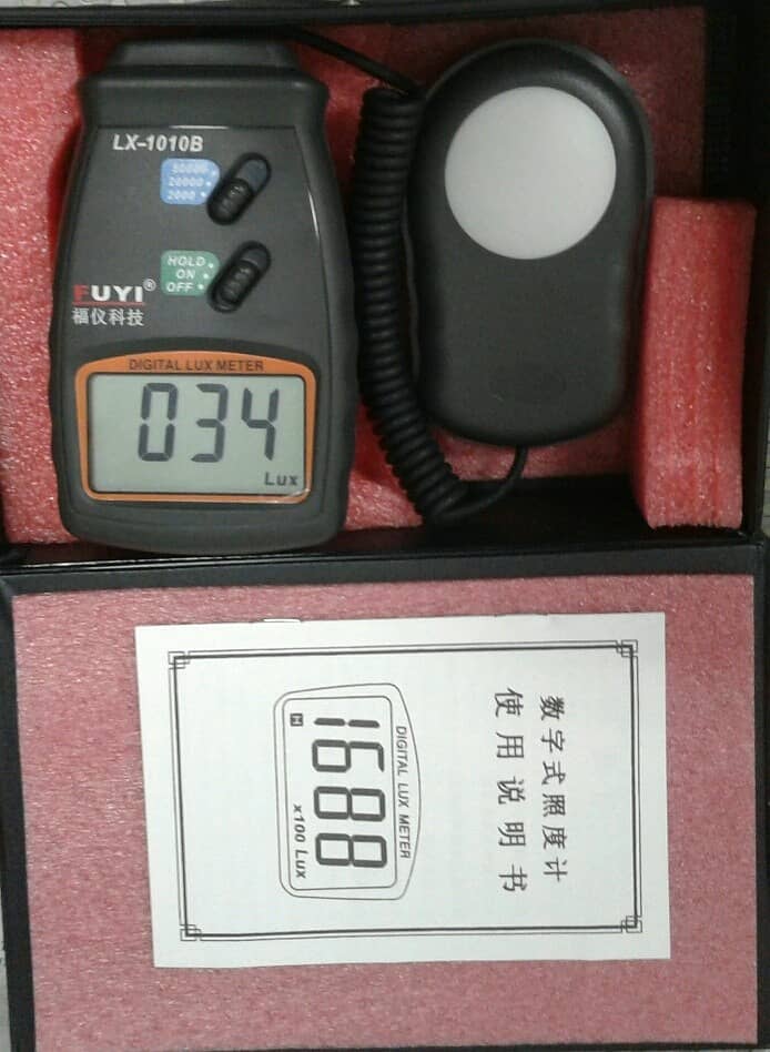 Digital Lux/Light Meter FY-1010B 1