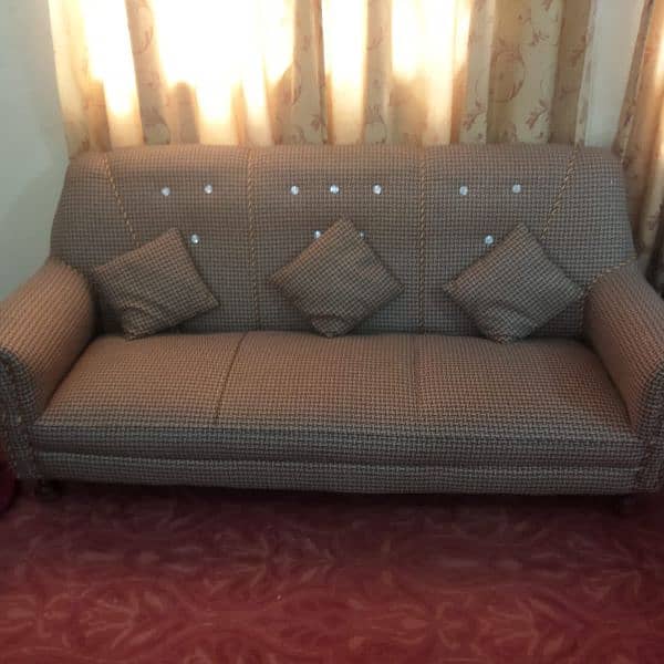 Solid Structure Sofa Set 0