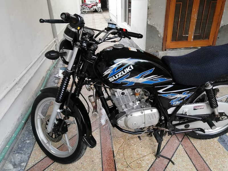 Suzuki GS 150 SE (Special Edition) 5