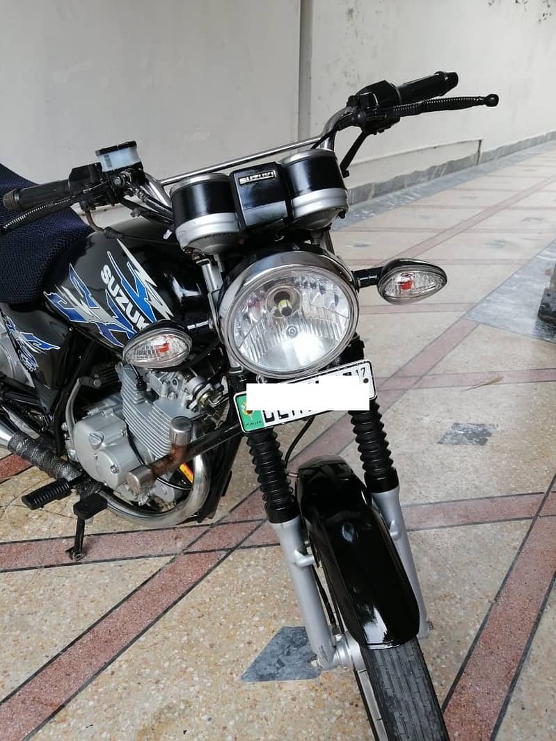 Suzuki GS 150 SE (Special Edition) 10