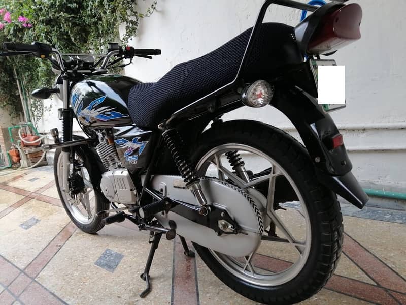 Suzuki GS 150 SE (Special Edition) 13