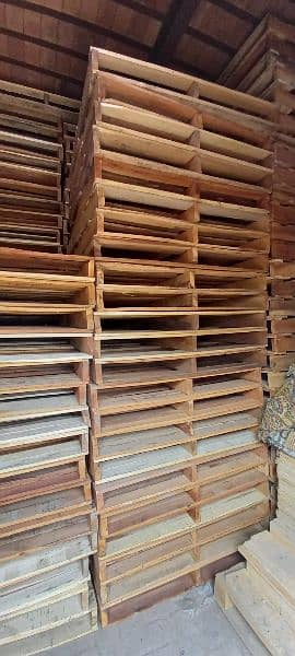 43inch  x 43 inch pallets bulk quantity 7