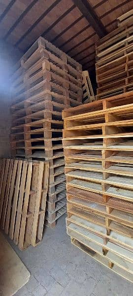43inch  x 43 inch pallets bulk quantity
