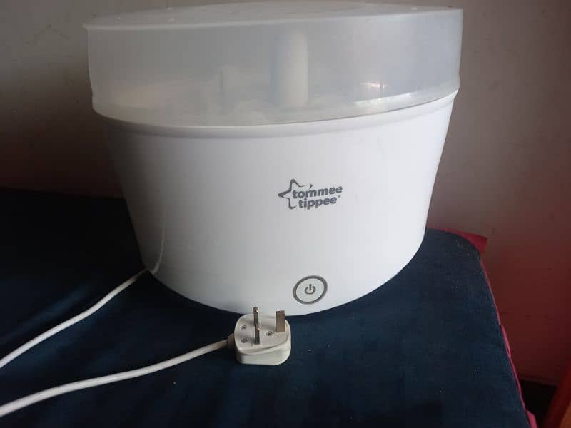Feeder sterilizer by tommee tippee used 5