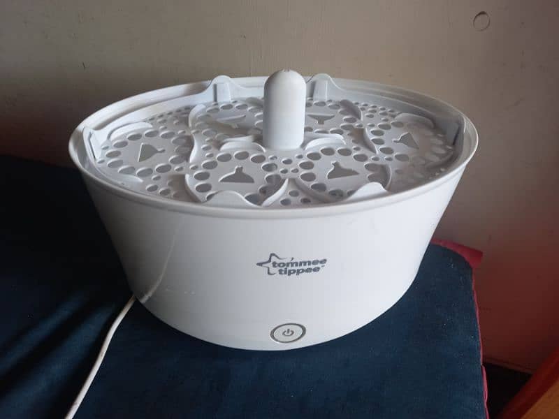Feeder sterilizer by tommee tippee used 6