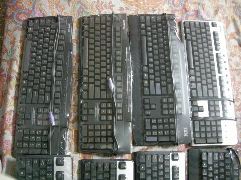brand ps2 keyboard 80 piece lot 4