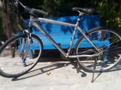 Felt 6061 Aluminium 28" Hybrid Bike