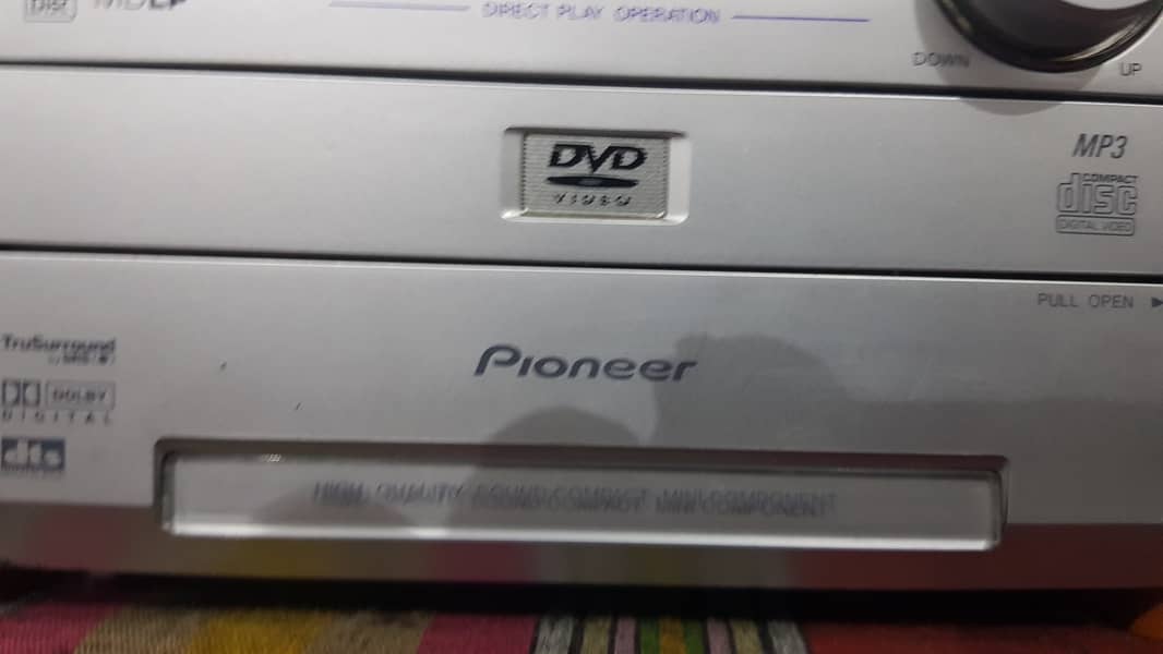 Pioneer DVD-Deck 5