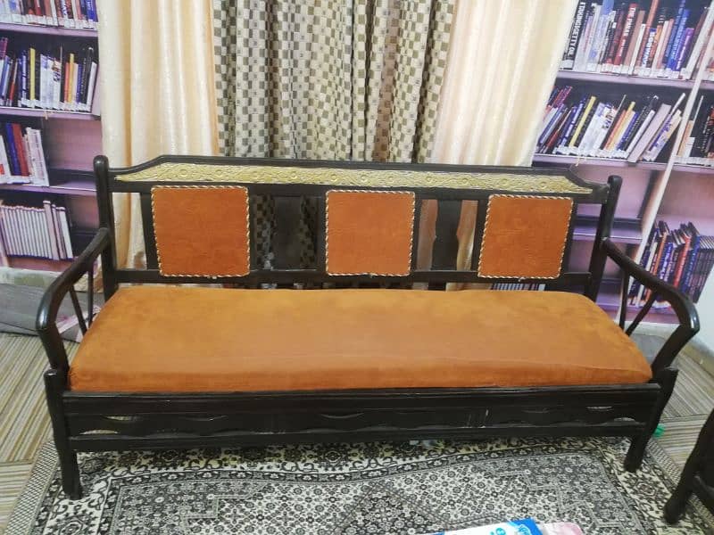 5 seater sofa set in good condition 0