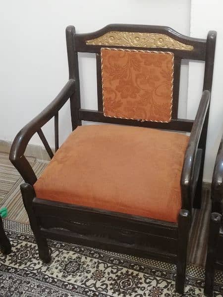 5 seater sofa set in good condition 1