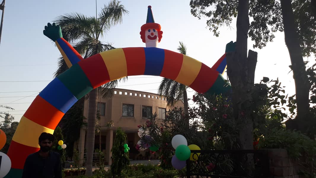 Air clown. Air gate. Inflatable Balloons 10
