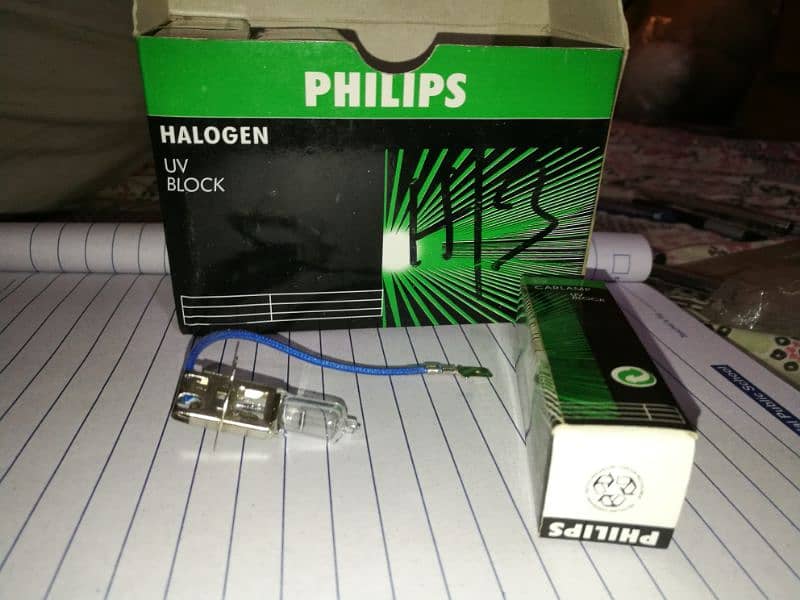 Halogen Bulb by Philips 5 peace 2