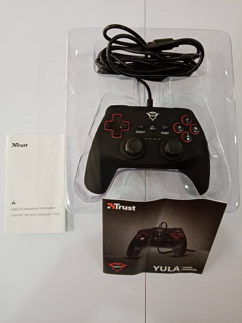 Wired Controller for PC/ Laptop/PS3 5