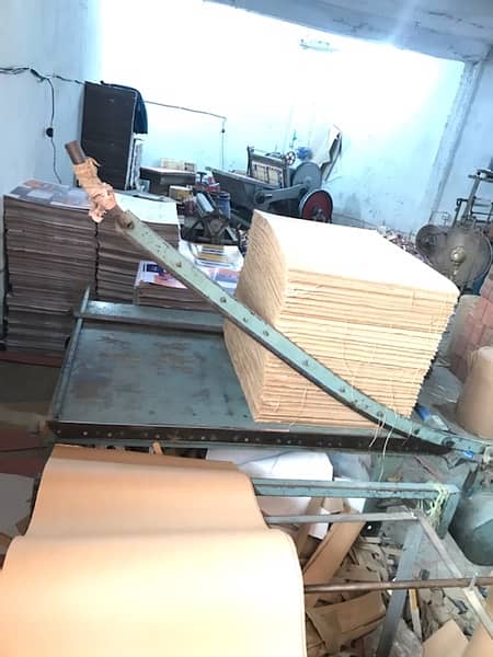 Carton Box Making from Corugated Rolls 5