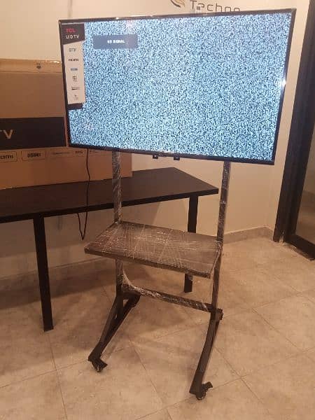 LCD LED Tv Floor Stand with wheels and shelf 3