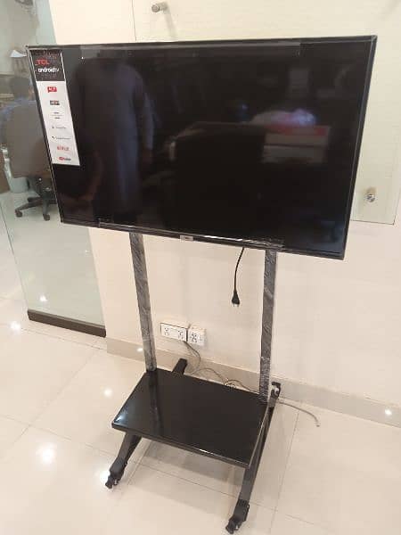 LCD LED Tv Floor Stand with wheels and shelf 4