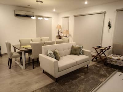 Window Blinds / Motorized Curtains