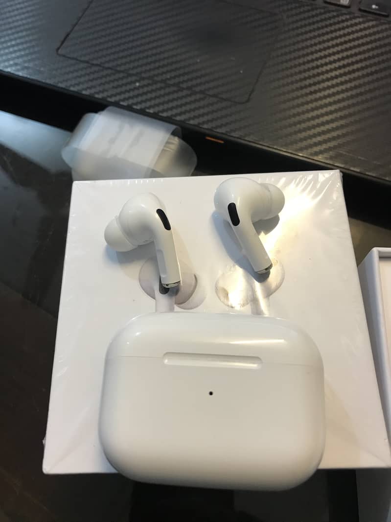 Airpods pro white & Black model airpods 2 1