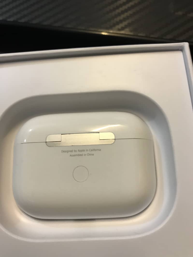 Airpods pro white & Black model airpods 2 5