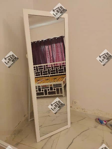 Full length Mirror with adjustable stand 1