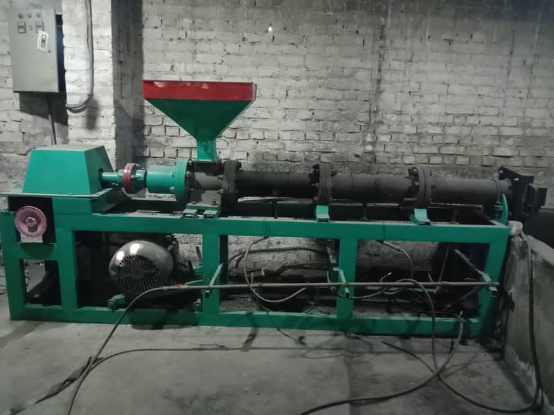 plastic paking belt machine پلاسٹک پٹی بنانے والی مشین 1