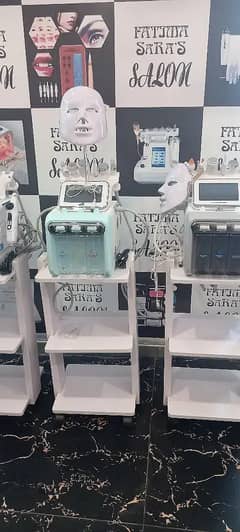 Hydra Facial Machine Available 8 in 1 Unit Gullberg. Faisalabad